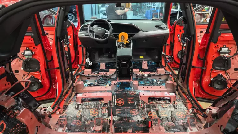 Шумоизоляция пола Geely Tugella Knewstar 001-2