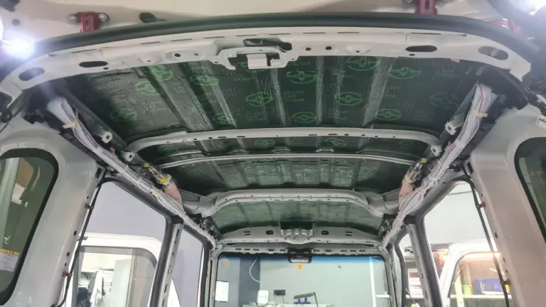 Шумоизоляция крыши Honda N-BOX -1