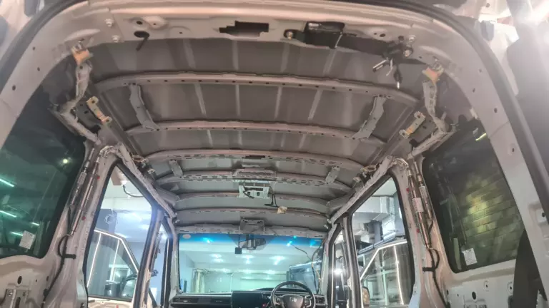 Honda Stepwgn крыша 1