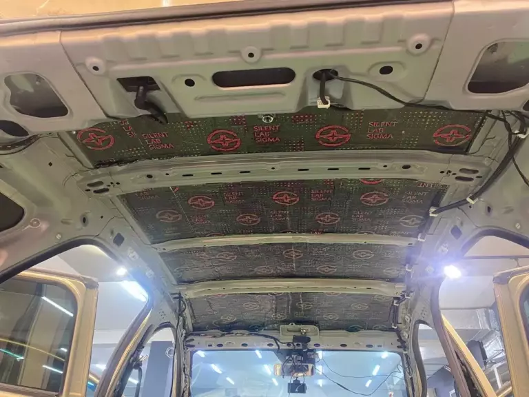 Шумоизоляция крыши Lada Vesta Cross-2
