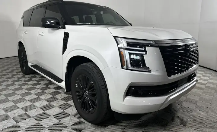 Nissan Armada плитка