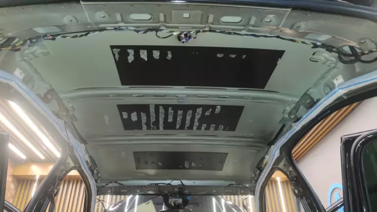 Шумоизоляция крыши Skoda Superb-1