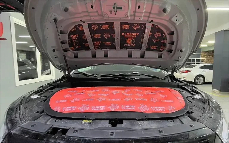 Шумоизоляция капота Exeed TLX 2022-белый