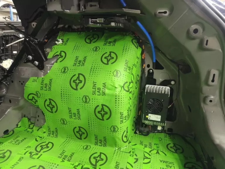 Шумоизоляция багажника Volkswagen Talagon-5